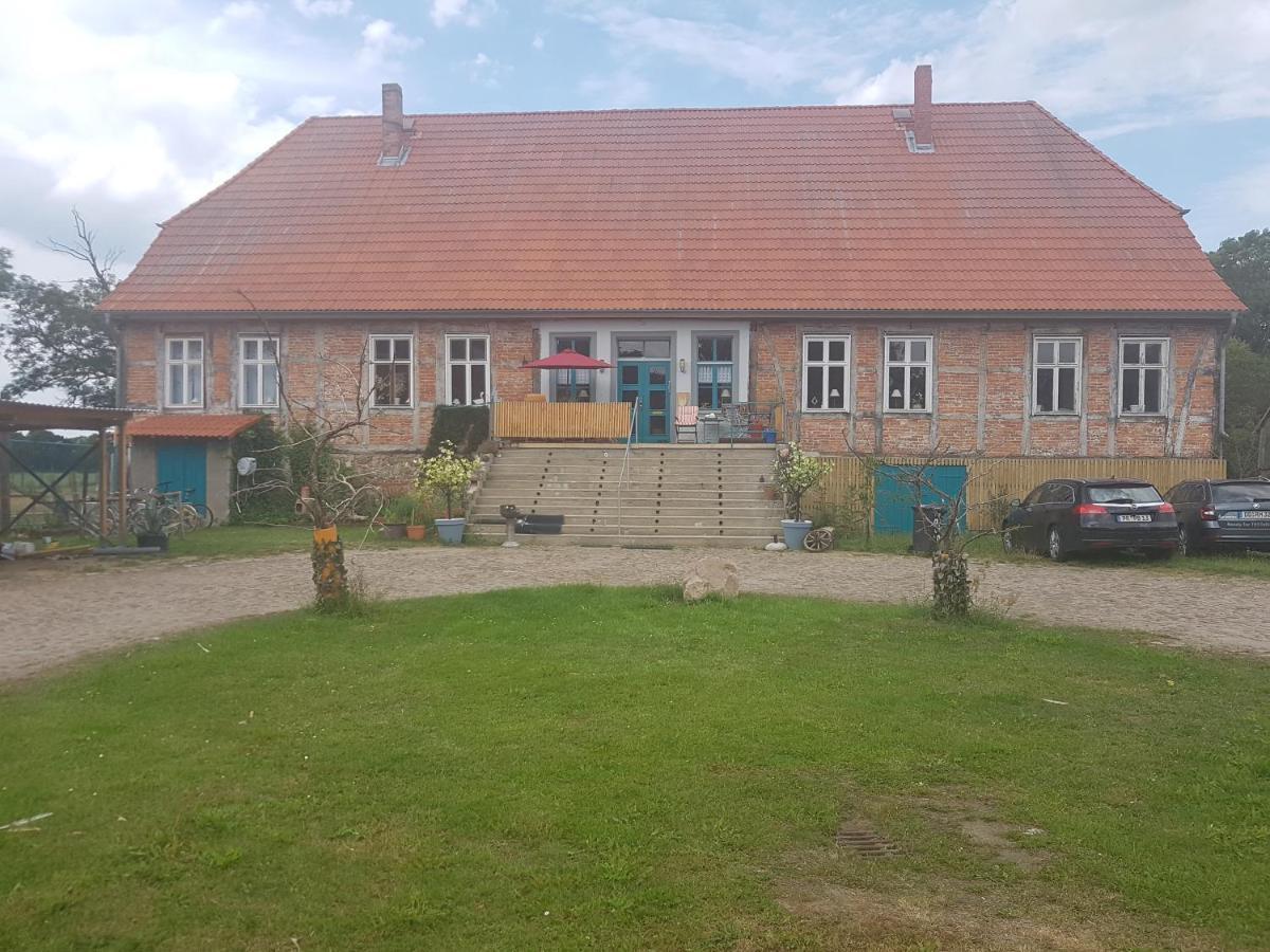 Gutshaus Pinnow Pinnow  Buitenkant foto